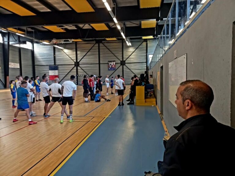 Lire la suite à propos de l’article 1er Tournoi de Futsal équipes gendarmerie – pompiers et jeunes à Vence